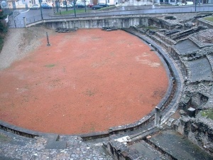 Amphithéâtre des Trois-Gaules, in Lyon. The pole in the arena is a memorial to the people killed during this persecution.